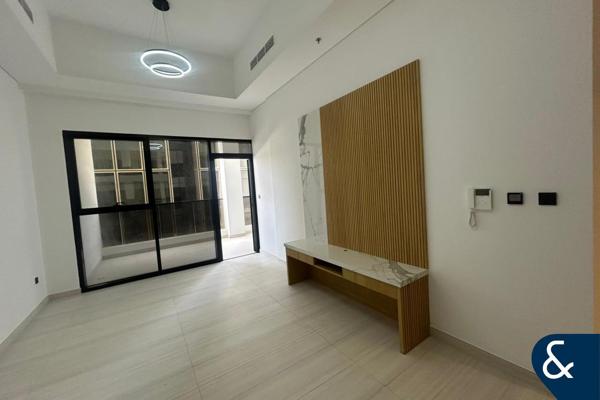 3 BHK | UNFURNISHED| CENTRAL 1 | VACANT