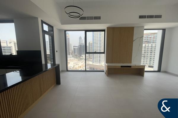 Vacant 3BR/3BA | High Floor | Central 1