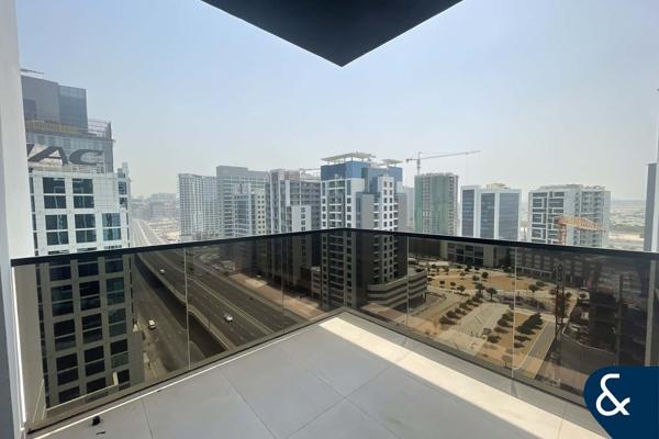 Vacant 3BR/3BA | High Floor | Central 1