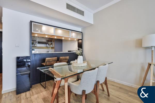Marina View | Vacant | Upgraded | 1+Study