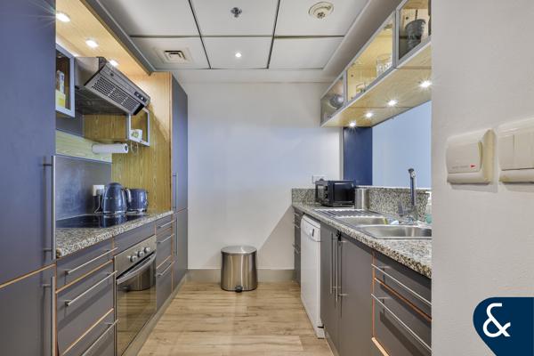 Marina View | Vacant | Upgraded | 1+Study
