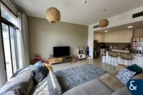 Corner | Single Row | Desirable Location