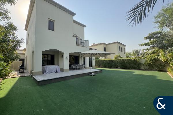 Backing Green Belt | Single Row | Vacant