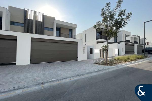 4 Bed | Prime Location | Vastu Compliant