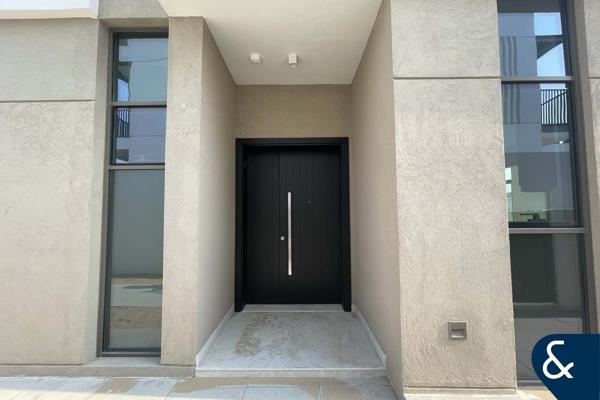 4 Bed | Prime Location | Vastu Compliant