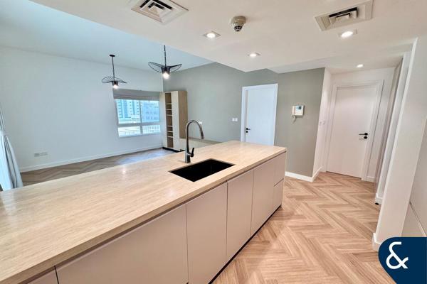 Rare Corner Unit | Cash Seller | 1 Bedroom