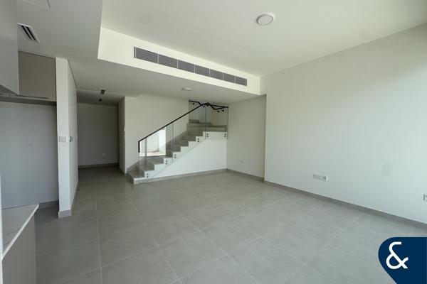 Must see | Best Location | Brand New