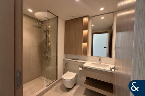 Must see | Best Location | Brand New