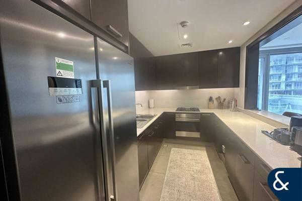 Vacant on Transfer | 2 Bed | Opera District