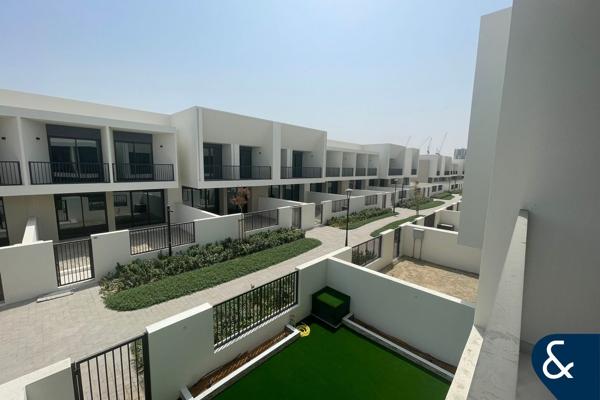 ON THE GREEN BELT | LANDSCAPED | BRAND NEW