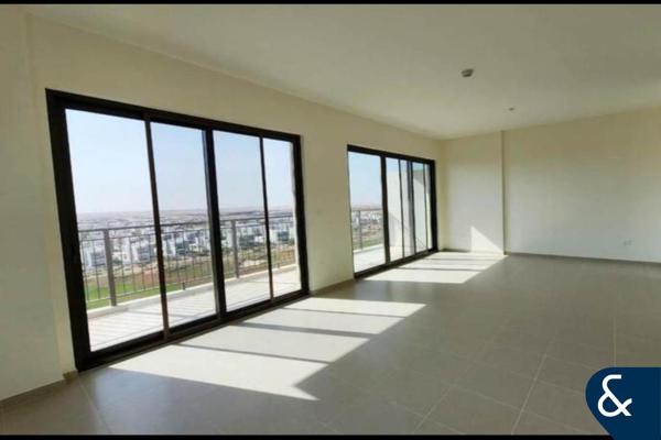 Vacant Now | 3 Beds | High Floor | VASTU