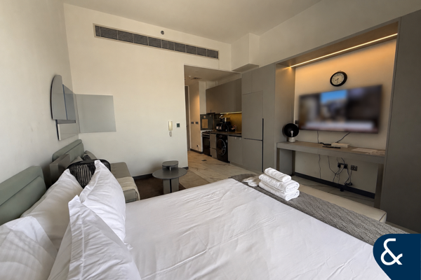 Furnished Studio | Vacant | 1 Cheque Price