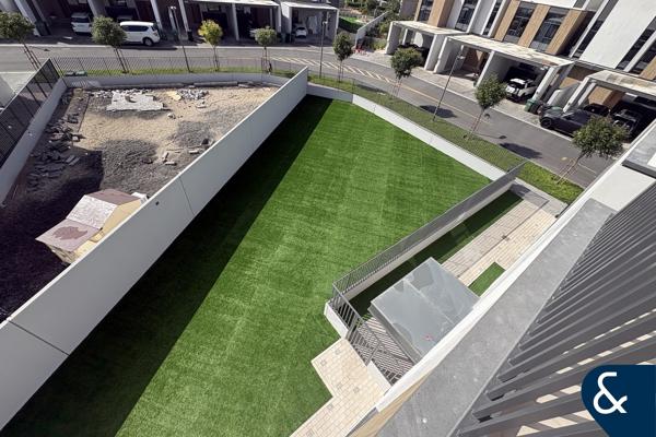 4 Bed G+2 | Large Corner Plot | Available Now