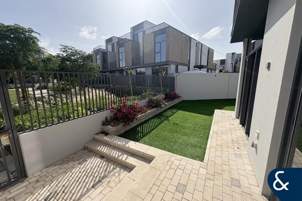 4 Bed G+2 | Large Corner Plot | Available Now