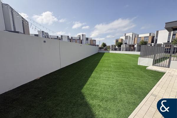 4 Bed G+2 | Large Corner Plot | Available Now