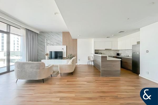 VOT | Unfurnished Option | Upgraded