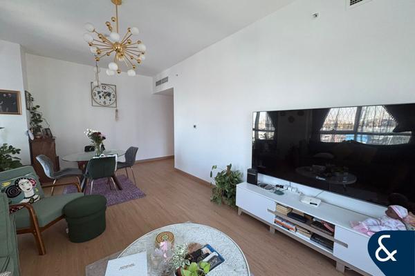 1 Bed | Furnished | Upgraded | Chiller Free