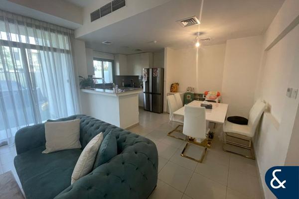 Single Row | Next to Park & Courts | Spacious