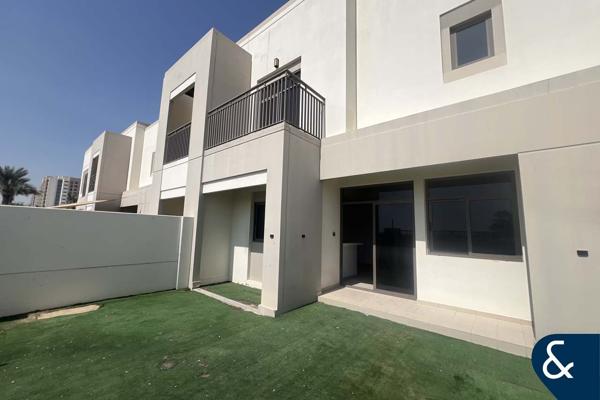 Modern | Single Row | Dessert Facing Views