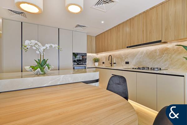 READY TO VIEW | FULLY UPGRADED | 3 FLOORS