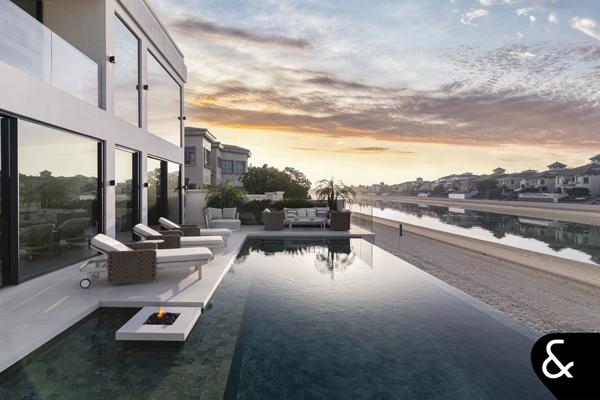 Best Priced Renovated Palm Villa - 5 Bed