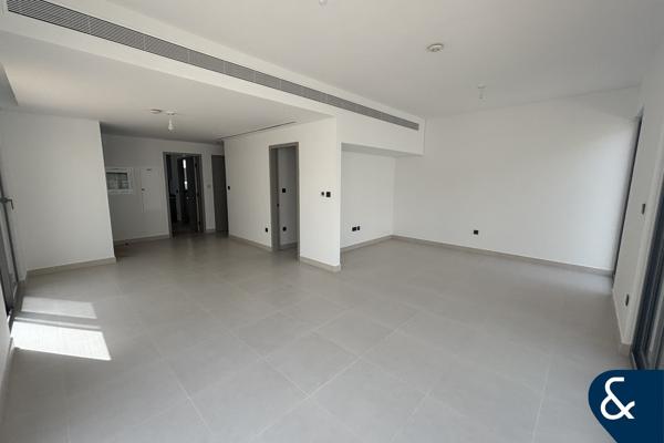 Closed Kitchen | Greenbelt | Aura Gardens