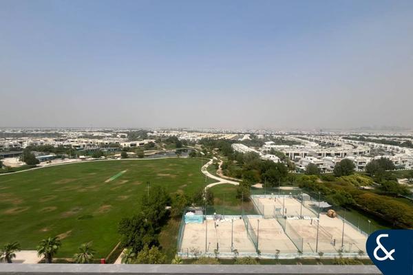 Penthouse with Park View | Top Floor |Vacant