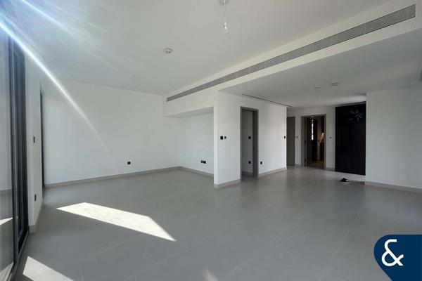 Single Row | Closed Kitchen | Close to Lagoon