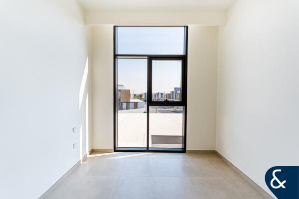 SINGLE ROW | 3 BED G+1 | CLOSE TO POOL