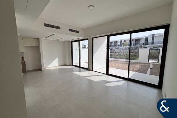 3 Plus Maids | Palma |Park Facing |Single row