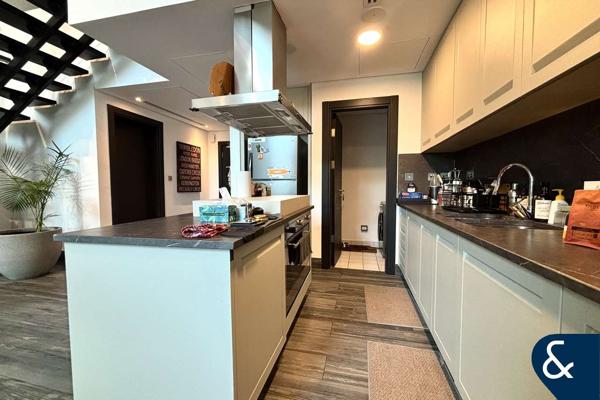 Upgraded Two Bedrooms | Lake view | Vacant