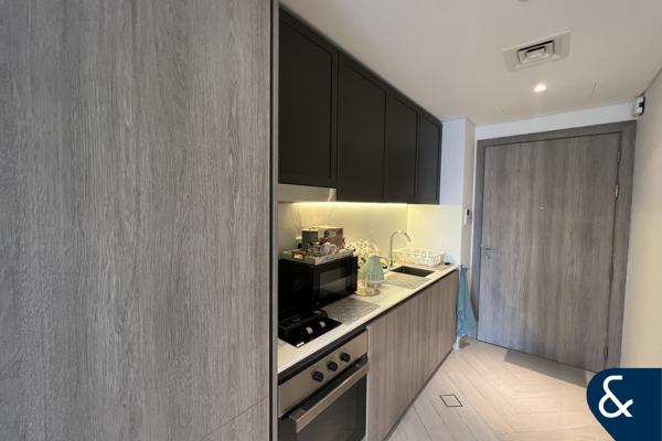 Furnished | New building | 12 Cheque option