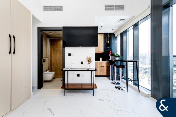 Luxury Studio | Modern | Prime Location