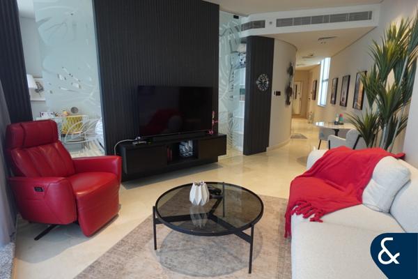 Large Studio | Balcony | Furnished | Upgraded