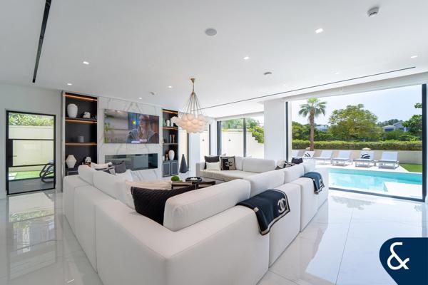 EXCLUSIVE | Huge Basement | Lake View