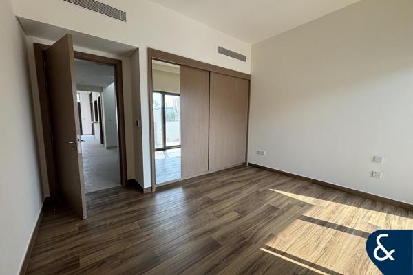 Single Row | 4 Bedrooms | Modern Design