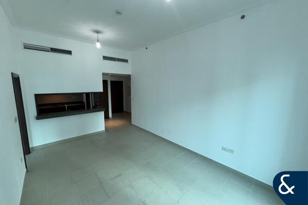 Vacant | High Floor | Sea View | One Bed