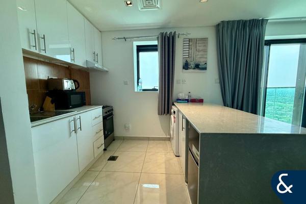 High floor I Fully furnished I Vacant