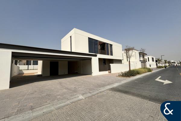 4 bed | Beautiful Landscaped | Available Now