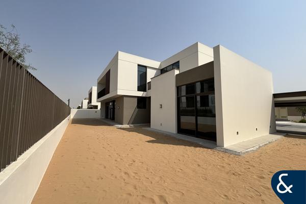 4 bed | Beautiful Landscaped | Available Now
