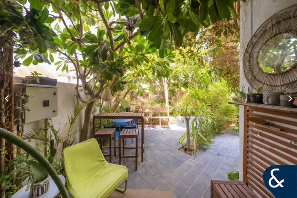Vacant Soon l Single Row l Landscaped Garden