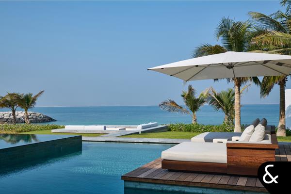 Private Beach | Architectural Masterpiece