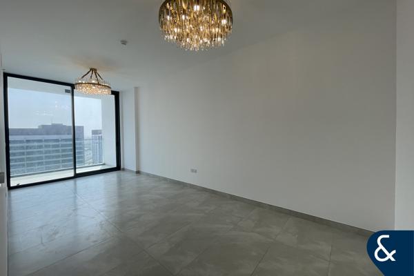 Closed Kitchen | High Floor | Open View