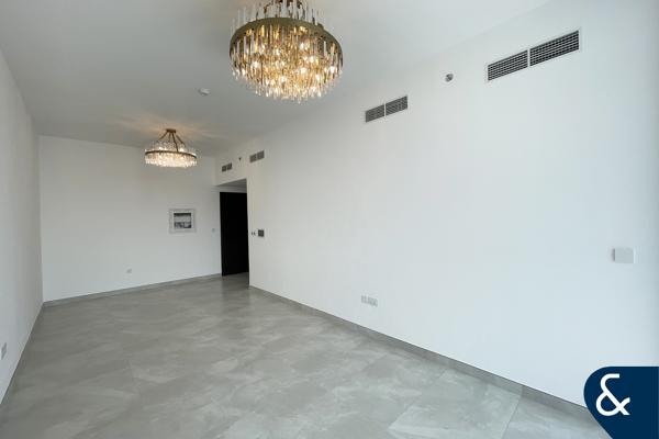 Closed Kitchen | High Floor | Open View