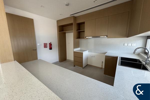4 BEDROOM | PRIME LOCATION | BRAND NEW