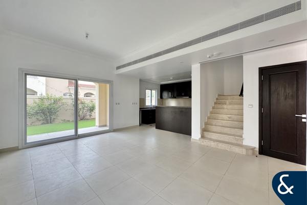 Close to Pool | Vacant | Well Maintained