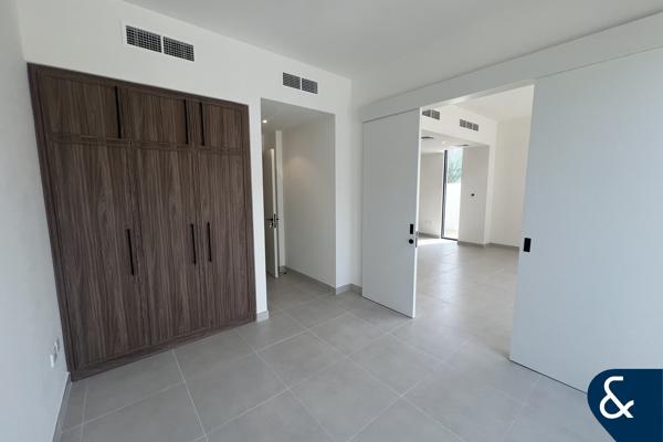 Brand New | Corner Plot | Close To Pool Park