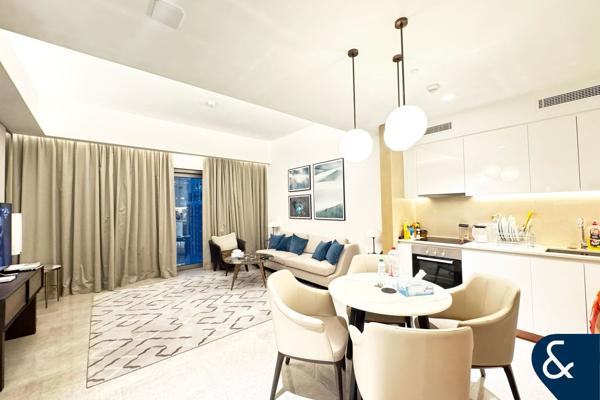 Luxurious 1 Bedroom | Stunning Creek Views
