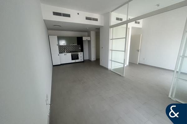 High Floor | Unfurnished  | Modern living