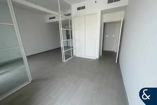 High Floor | Unfurnished  | Modern living